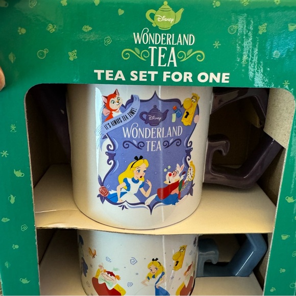 NWT. Disney Parks Alice Wonderland Tea Set For One Mug. Adorable ceramic Tea set - Picture 3 of 9